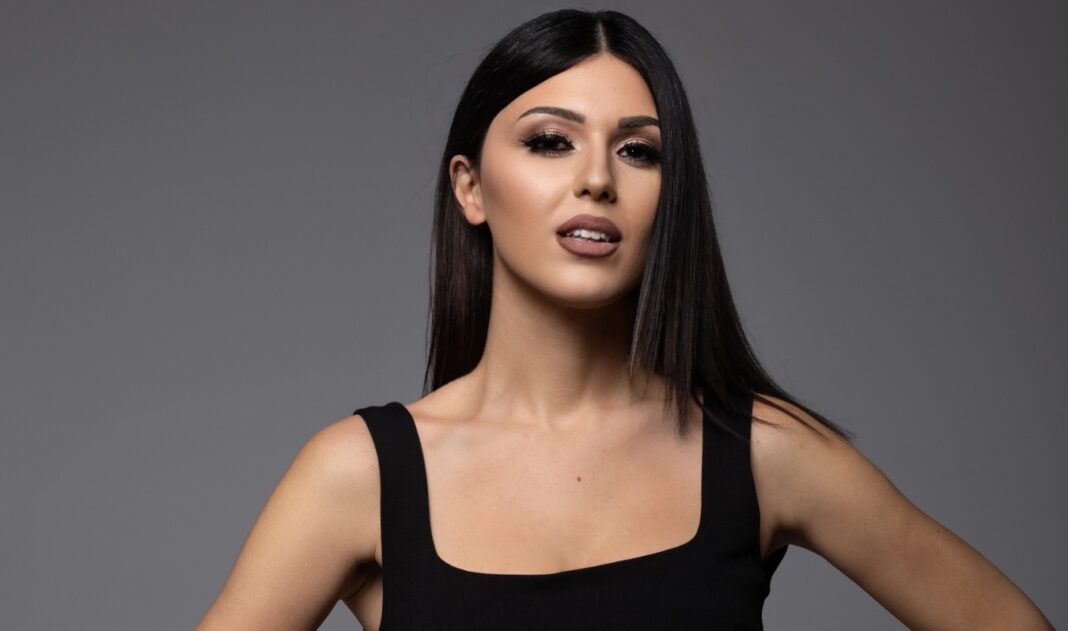 Δέσποινα Λαγονίδου: Μόλις κυκλοφόρησε το νέο της τραγούδι